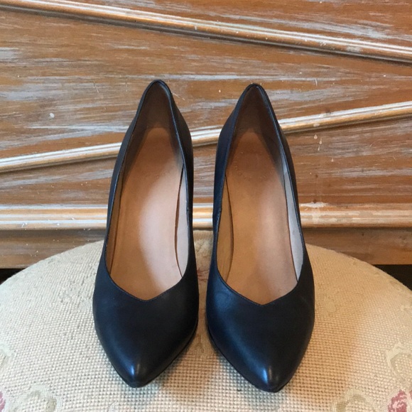 MARC JACOBS BLACK HEELS - Picture 1 of 5
